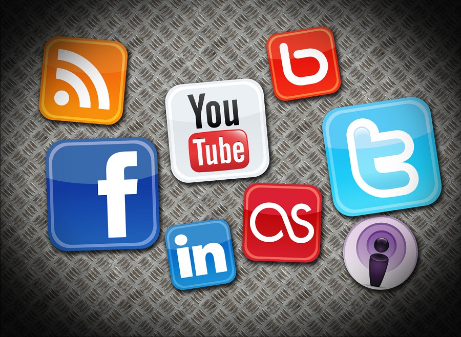 This article is based on the free eBook "Social Media And Business Intelligence"